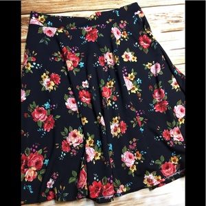 Take 50% off Plus❤️A-line Textured Floral skirt